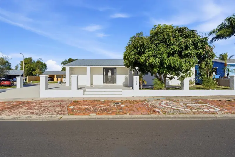 1129 Sw Golden Ave, FL