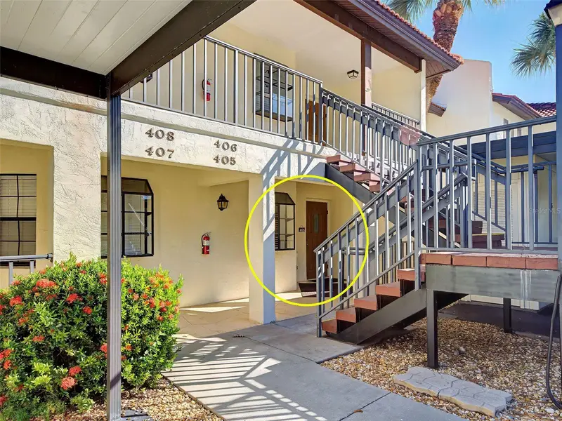 405 Pine Hollow Cir #405, FL