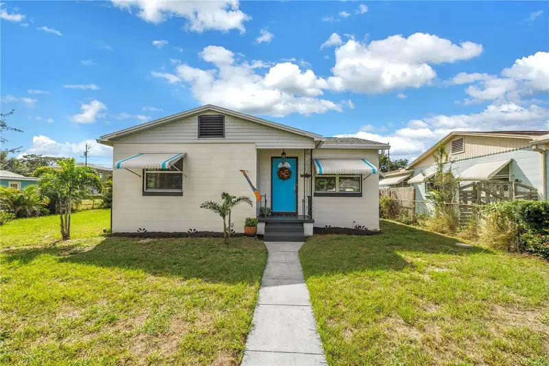 2450 37th Ave N, FL