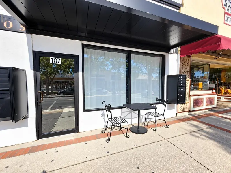 107 Broadway, FL