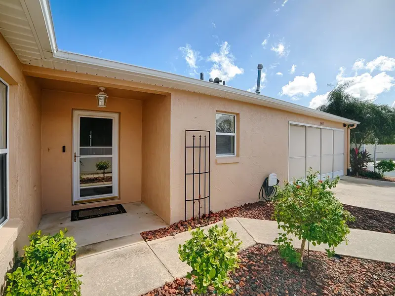 8457 Se 167th Forsyth St, FL