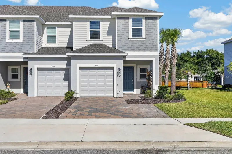 205 River Front Way, FL