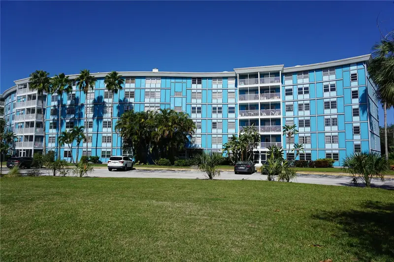 3315 58th Ave S #612, FL