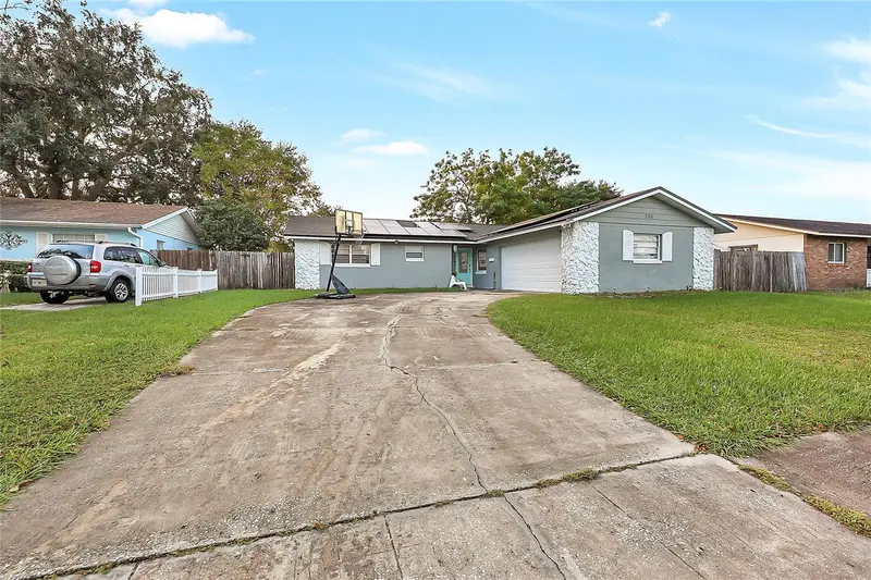 730 Park Manor Dr, FL