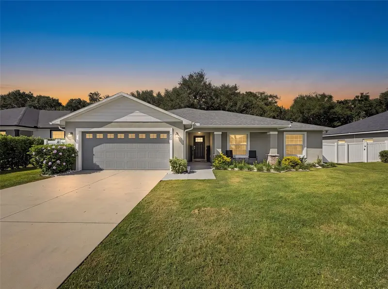 1420 Magnolia Ln, FL
