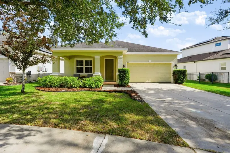 313 Roxbury Crossing Ct, FL