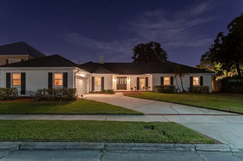 2930 W Bayshore Ct, FL
