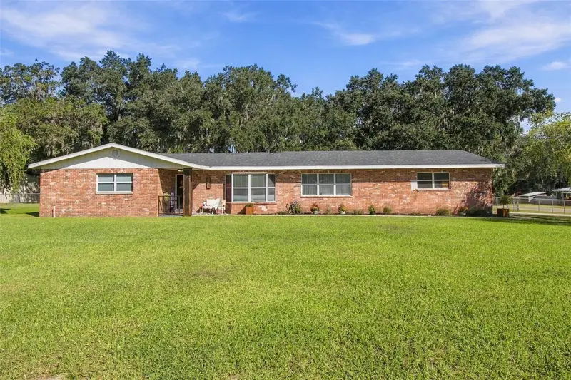 605 W Dees Rd, FL