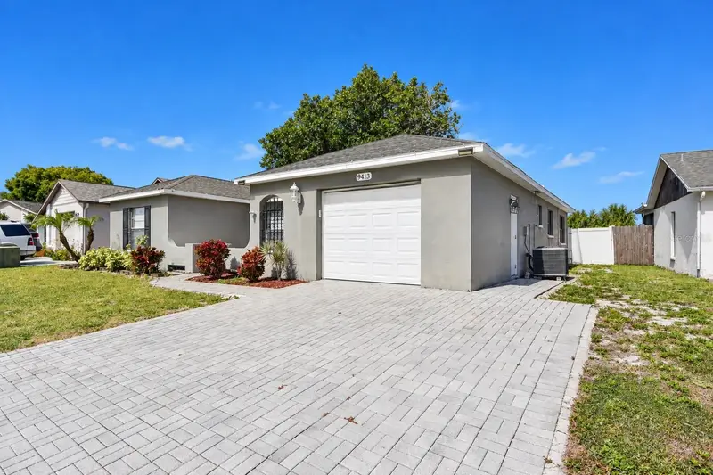 9413 Barnstead Ln, FL