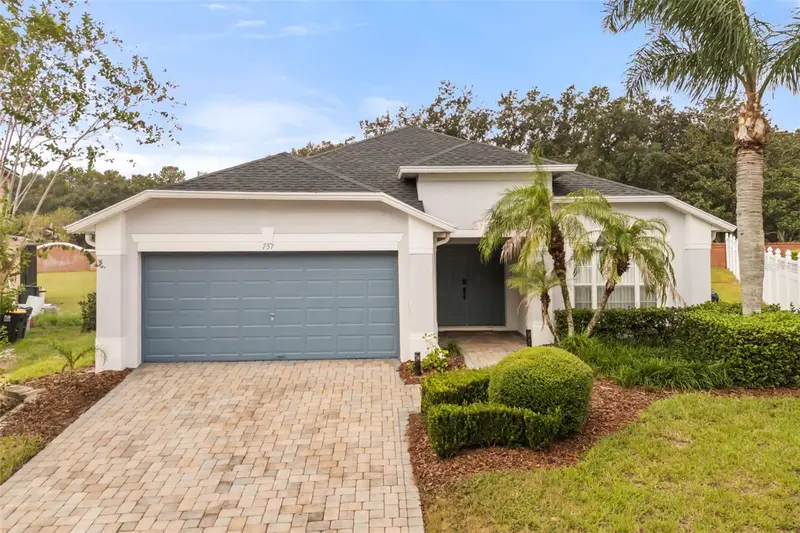 757 Balmoral Dr, FL
