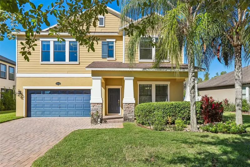 19430 Paddock View Dr, FL