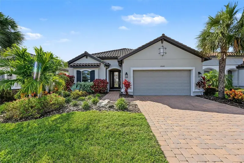 4508 Crestpoint Way, FL