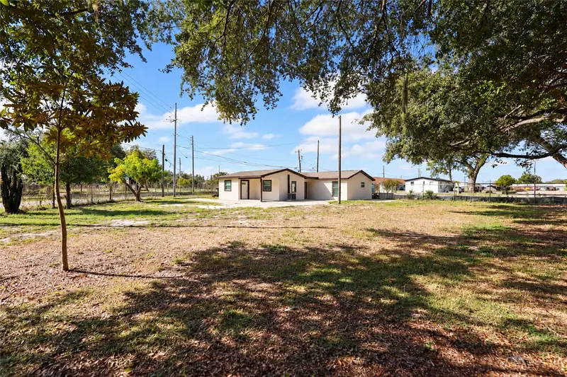 600 N Eastside Dr, FL