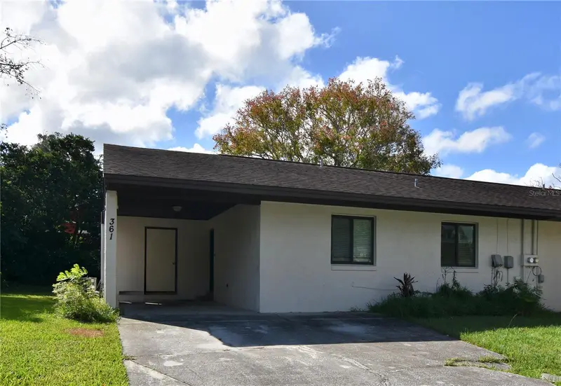 361 Lake Harris Dr, FL