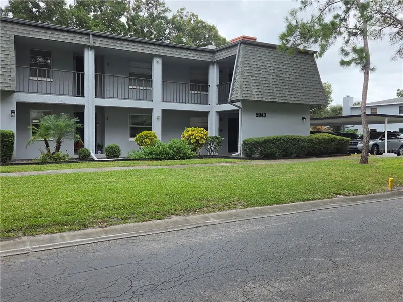 5943 Calais Blvd N #6, FL