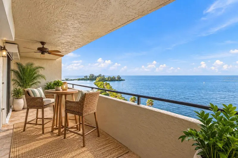 Hudson listing