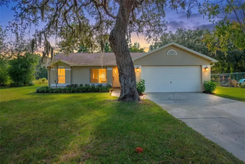 5054 W Mapleleaf Ct, FL