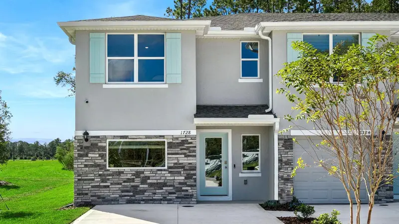1684 Sugarwood Loop, FL