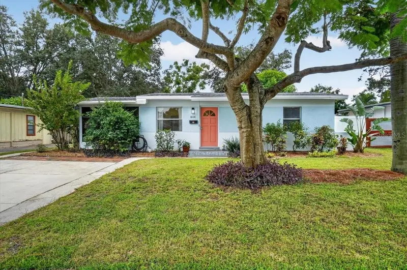844 86th Ave N, FL