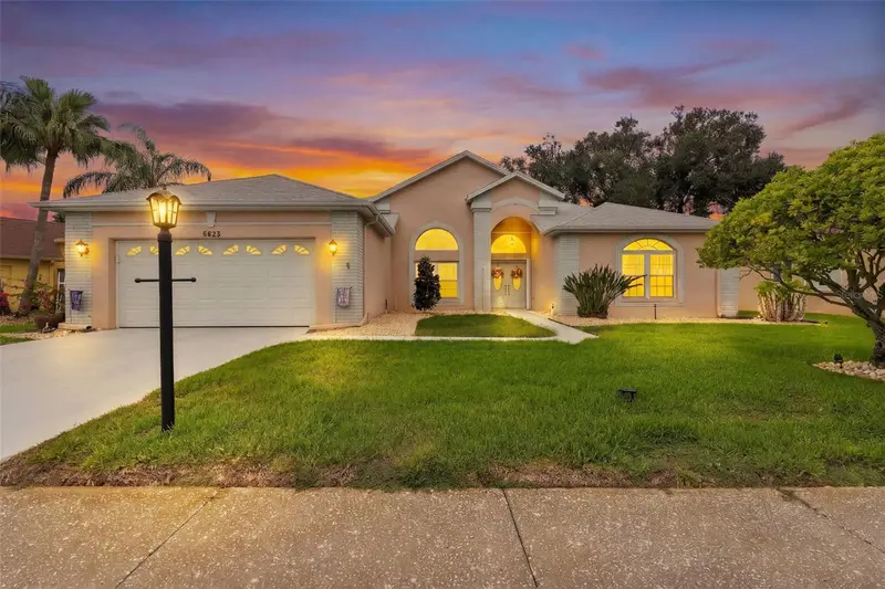 6623 Garden Palm Ct, FL