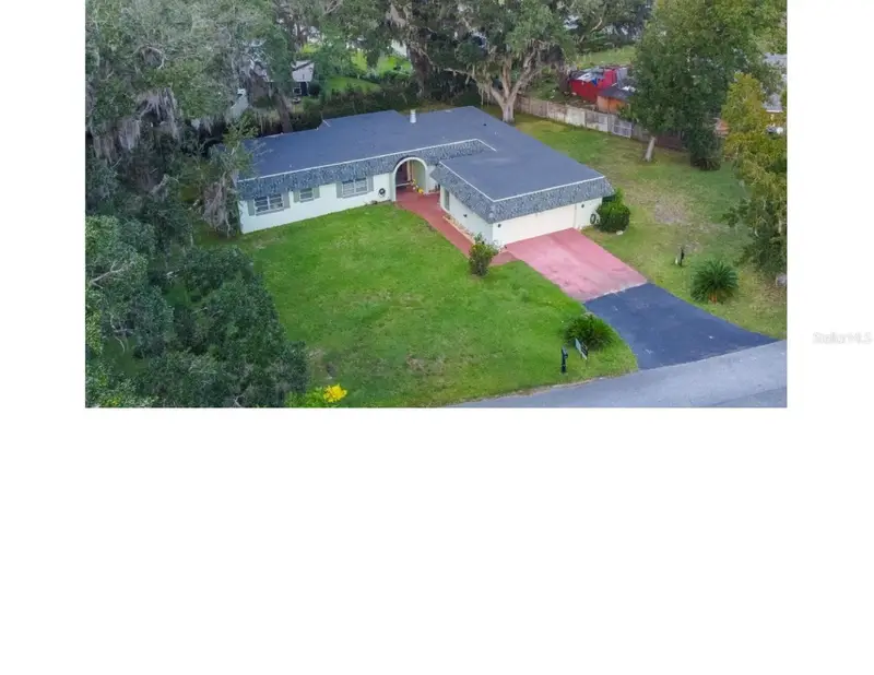 27 Emerald Dr, FL
