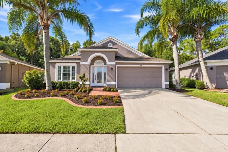 5229 Algerine Pl, FL