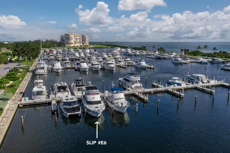 2800 Harbourside Dr #E06, FL