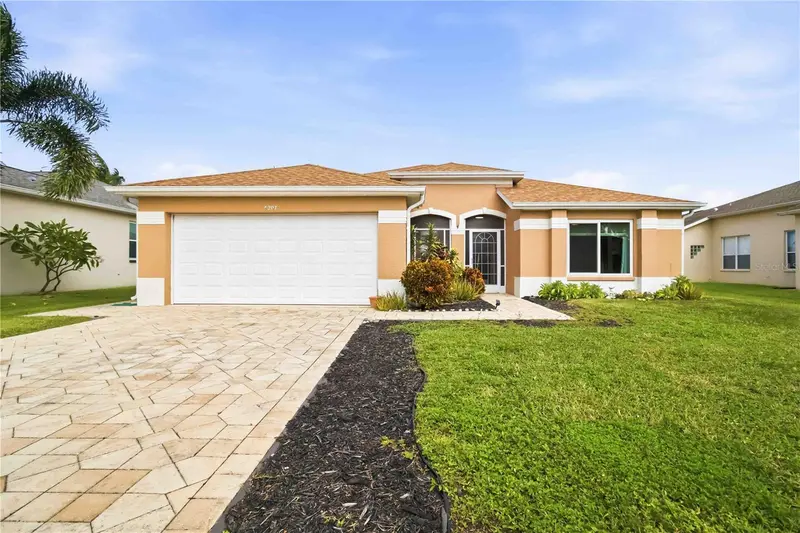5207 52nd Ave W, FL