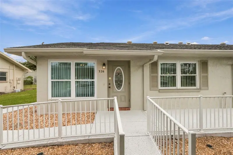 326 Gloucester Blvd #326, FL