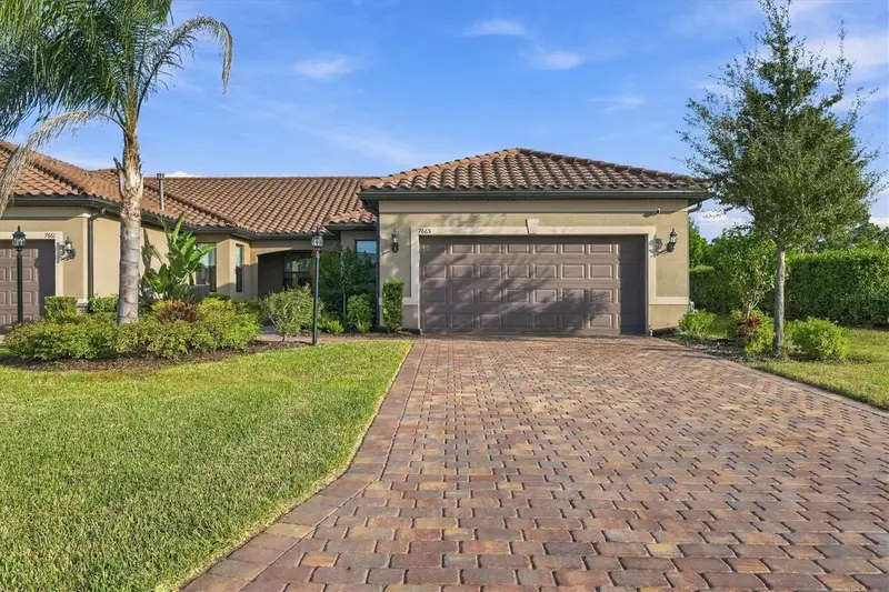 7665 Summerland Cv, FL