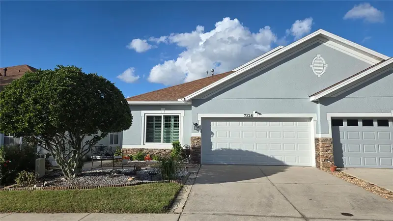 7526 Surrey Pines Dr, FL