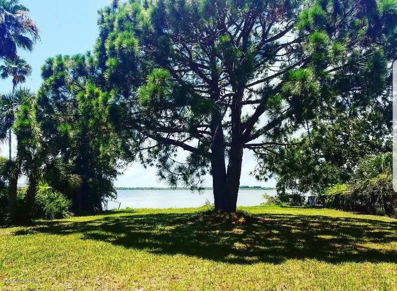 1095 Newfound Harbor Drive, Merritt Island, Fl 32952, FL