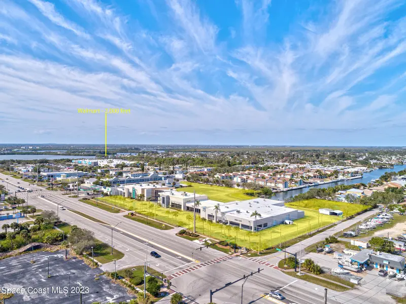 1850 E Merritt Island Causeway, FL