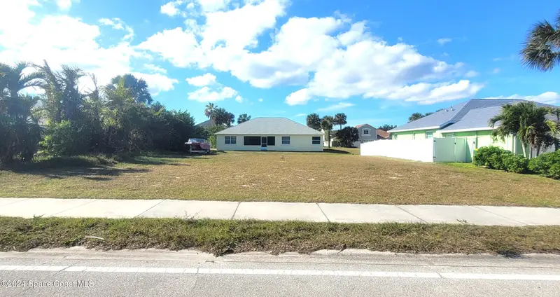 320 S Brevard Avenue, Cocoa Beach, Fl 32931, FL