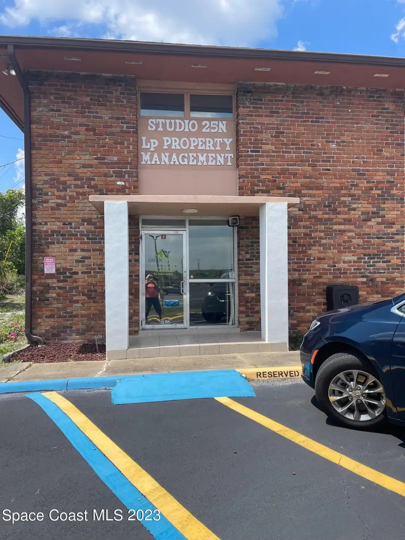 414 High Point Drive 2, FL