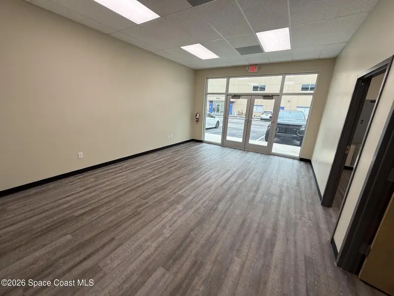 3127 Skyway Circle #103 (2,500 Sf), FL