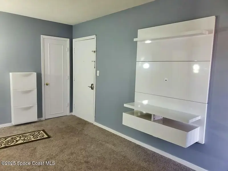 125 E Colonial Court D, Indian Harbour Beach, Fl 32937, FL