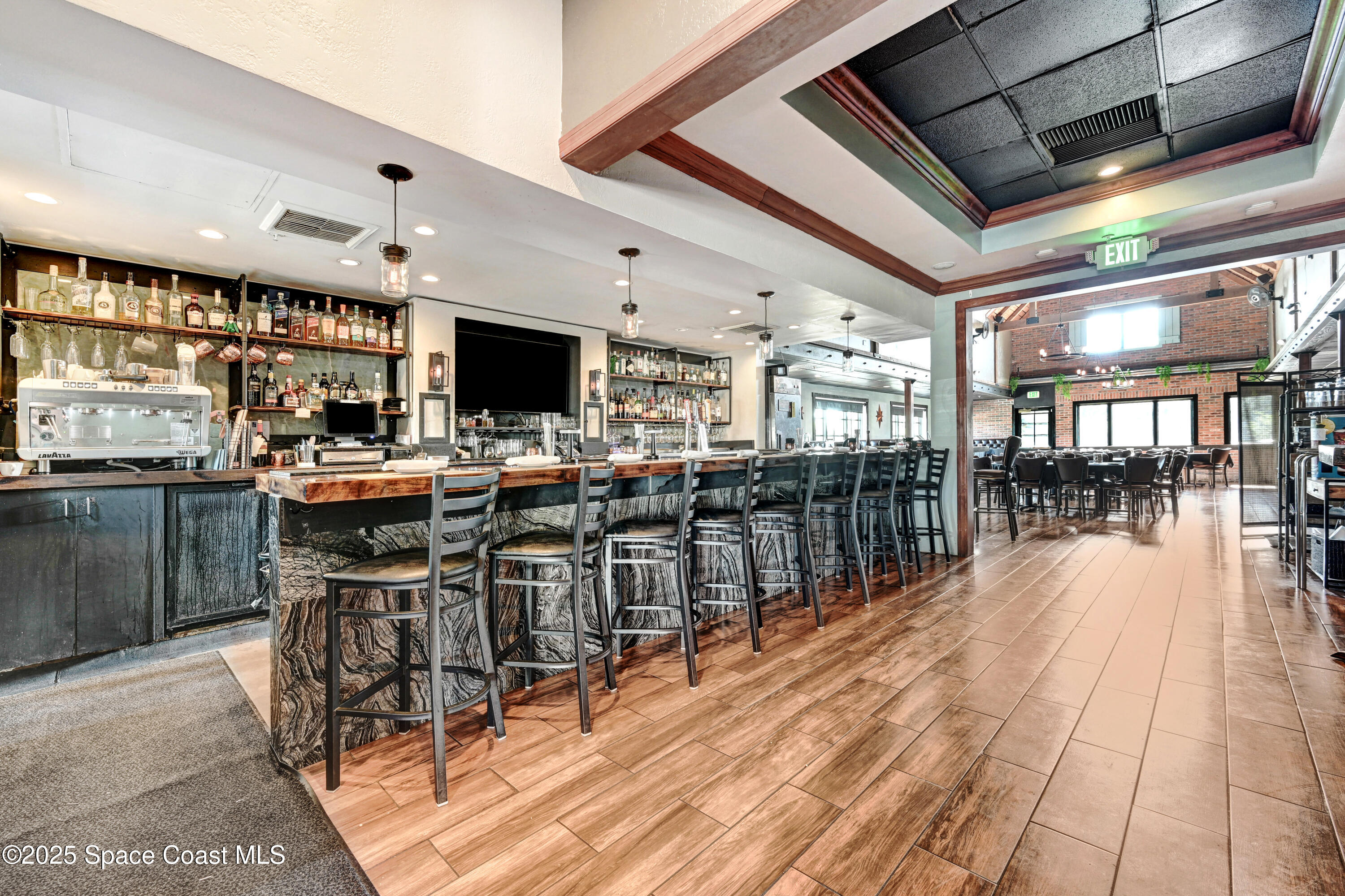 6630 Colonnade Avenue, FL