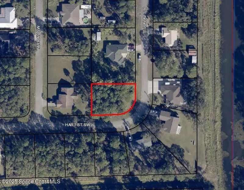 884 Tejon (Corner Hart) Avenue Sw, Palm Bay, Fl 32908, FL