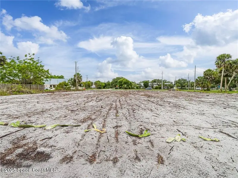445 Old Dixie Highway, Vero Beach, Fl 32962, FL
