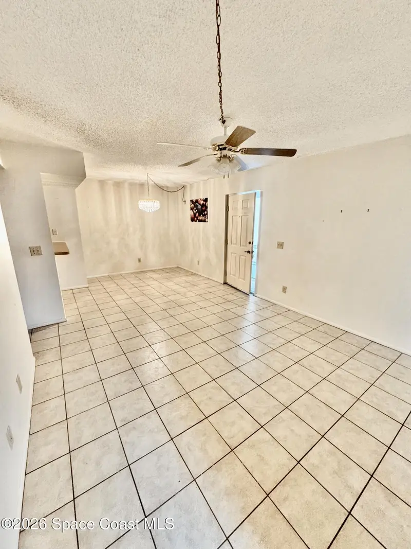 915 Sonesta Avenue Ne 102, Palm Bay, Fl 32905, FL