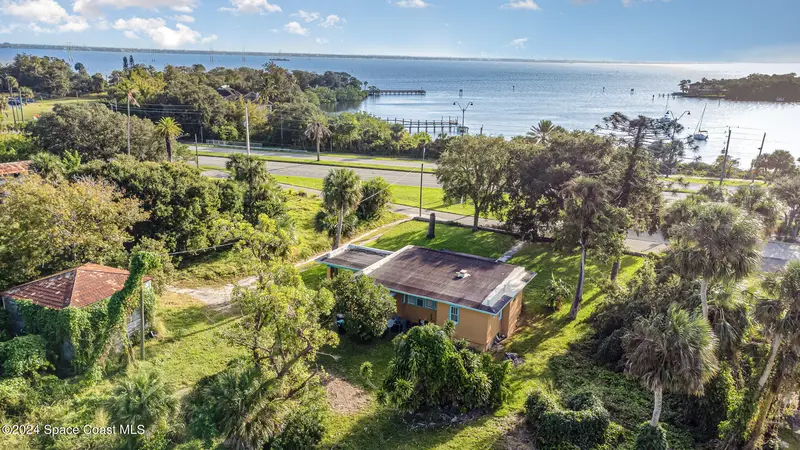 1632 Water Drive Ne, Palm Bay, Fl 32905, FL