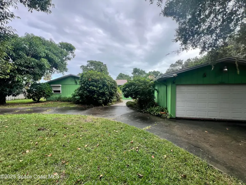 8810 S Tropical Trail, Merritt Island, Fl 32952, FL