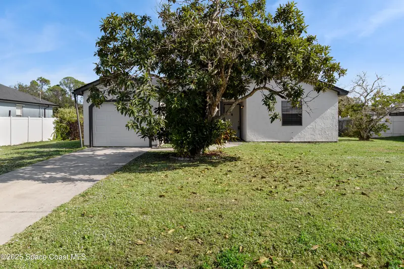 2861 Detached Circle Se, Palm Bay, Fl 32909, FL