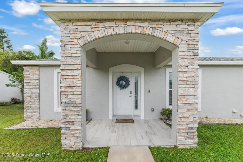 146 Aviation Avenue Ne, Palm Bay, Fl 32907, FL