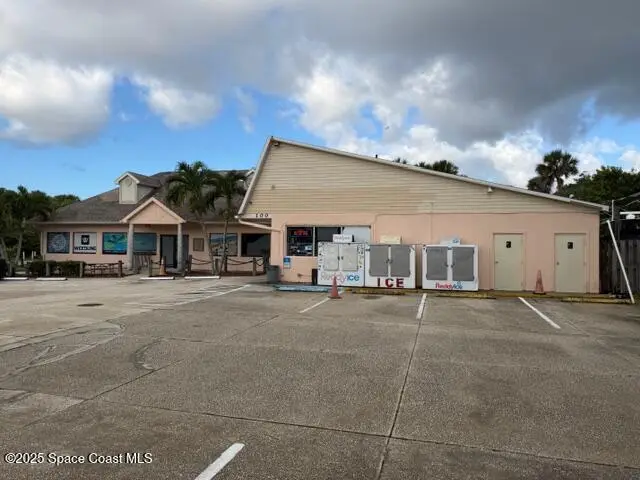 100 Long Point Road 2, FL