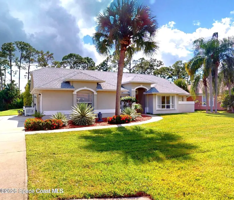 3886 Peacock Drive, Melbourne 32904, null