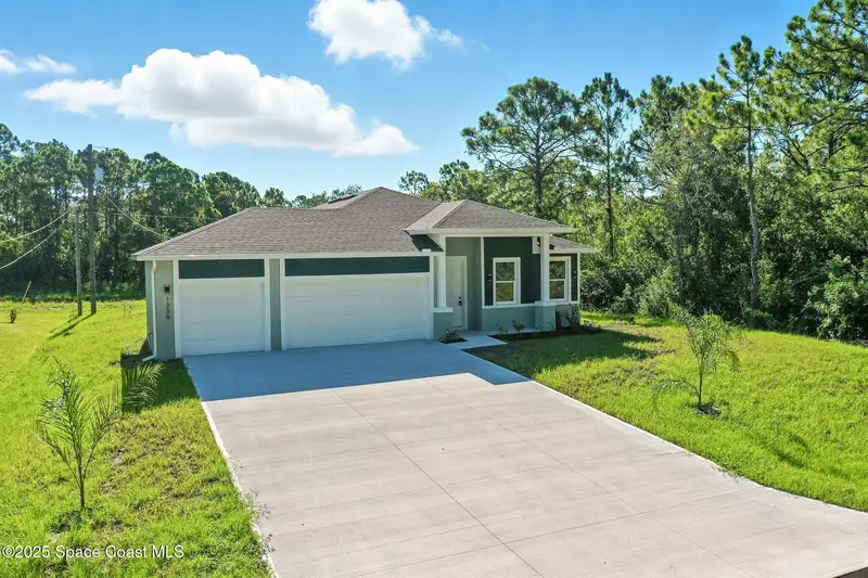 2095 Tahoe Avenue Se, Palm Bay, Fl 32909, FL
