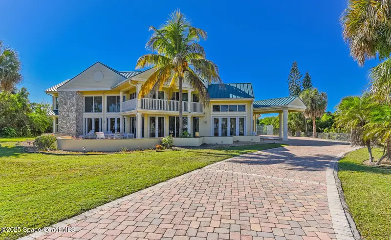 3343 S Indian River Drive, Fort Pierce, Fl 34982, FL