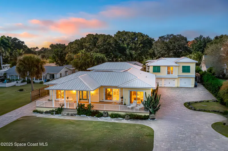 Rockledge Country Club listing